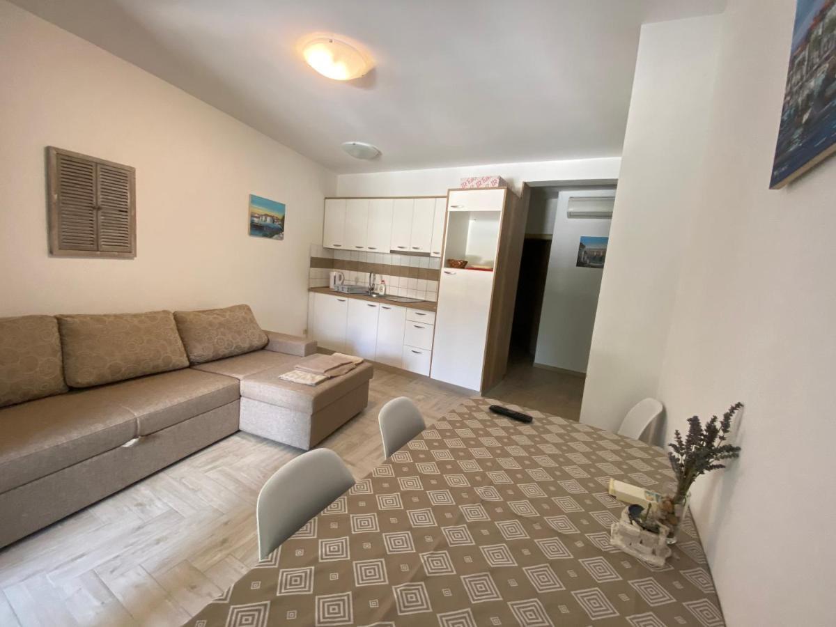 Apartments Nautica Novi Vinodolski Kültér fotó